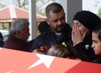 Trafik Kazasında Hayatını Kaybeden Polis Memleketinde Toprağa Verildi