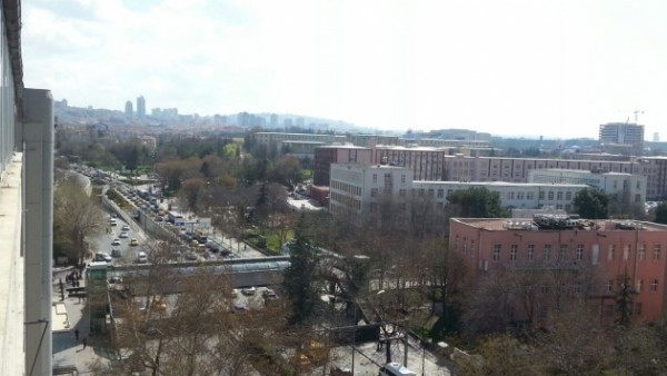 Kızılay'da bombalı otobüs paniği