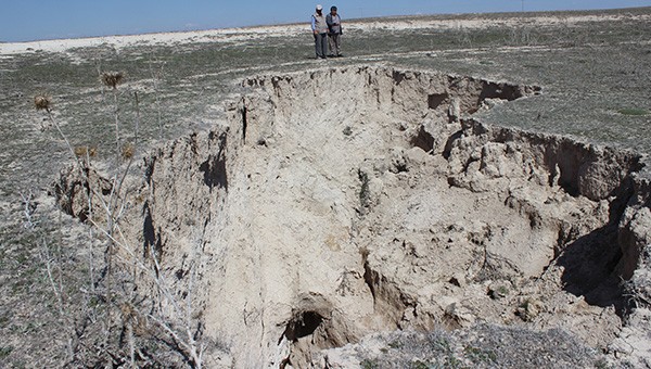 Konya'da yeni obruk oluştu