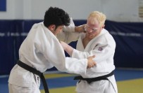 NESLİHAN KAVAS - Aydın, Rio Öncesi Kamptan Kampa Koşuyor