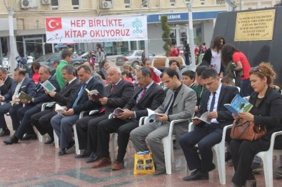 Kitap Okuma Etkinliği