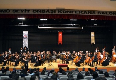 Namık Kemal Üniversitesi Öğrencilerinden Milli Şair Mehmet Akif Ersoy Orotoryosu