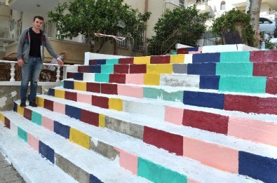 Silifke'de Rengarenk Merdiven