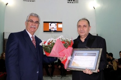 Tanburi Cemil Bey Manisa'da Anıldı