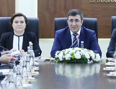 Üç bakandan Diyarbakır'da ortak açıklama