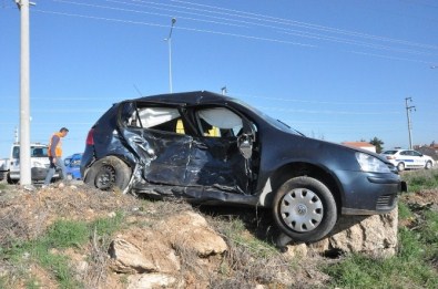 Uşak'ta Trafik Kazası; 5 Yaralı