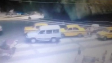 Üste Geçit Böyle Çöktü Açıklaması 10 Ölü, 150 Kişi De Enkaz Altında