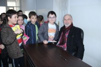 ROMAN YAZARI - Yazar Adnan Özveri Öğrencilerle Buluştu