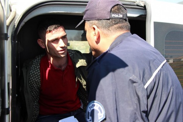 TEM'de ters yöne giren araç panik yarattı