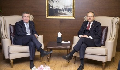 Bakan Çağatay Kılıç, IOC Başkanı Thomas Bach İle Bir Araya Geldi