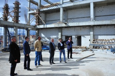 Başkan Çalışkan, Fuar Ve Kongre Merkezi İnşaatını İnceledi