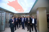 ŞÜKRÜ KARABACAK - Başkan Karaosmanoğlu, Darıca'daki Okulları Ziyaret Etti