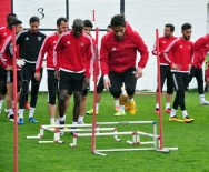 İLKER MERAL - Gaziantepspor Ankara'da 3 Puan Arayacak