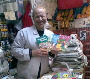 Gölcüklü Esnaf Çocuklara 5 Bin Kitap Dağıttı