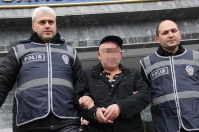 Genç kızı otobüste elle taciz etti!