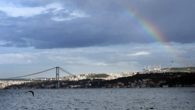 İstanbul Boğazı'nda Kartpostallık Görüntüler