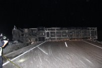 Karayolunda Tır Devrildi, 1 Ölü