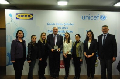 Lüleburgaz Belediyesi 'Çocuk Dostu Şehirler Projesi' Kapanış Törenine Katıldı