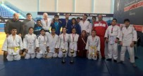 Manisalı Görme Engelliler Ankara'dan 25 Madalya İle Döndü