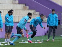 İLKER MERAL - Osmanlıspor'da yüzler gülüyor