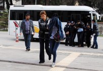 Polisin Arsasını Sahte Kimlik Ve Tapuyla Satmaya Çalıştılar
