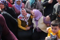 Şehidin Naaşı Baba Evinde