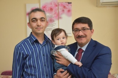 Şehzadeler Belediyesinden 3 Bin 400 Bebek Ziyareti