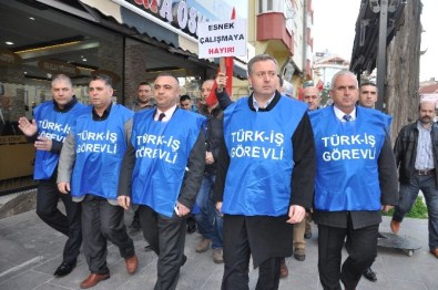 Sendikalar, İmzaları AK Parti'ye Teslim Etti