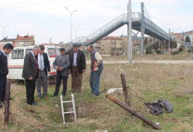 Tarihi Mezarlıkta İnceleme