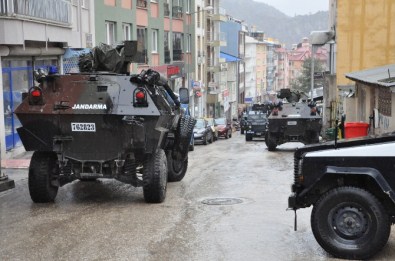 Tunceli'de Eş Zamanlı Operasyon