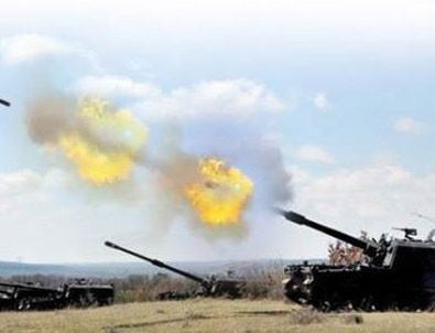 Türk tankları IŞİD'i vurdu