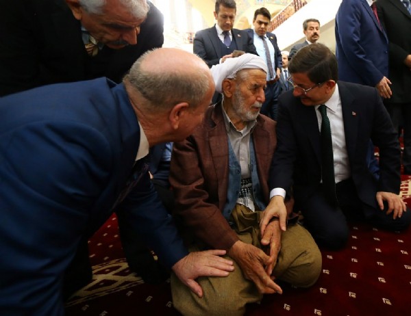 Davutoğlu'dan Silopi'ye sürpriz ziyaret