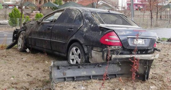 AK Partili Belediye Başkanı ve İlçe Başkanı kaza yaptı