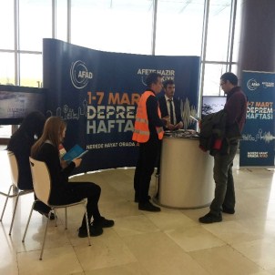 AFAD, AVM'de Bilgilendirdi