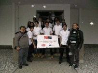 Almanya'da Staj Gören Hemşire Adayları Selendi'ye Döndü