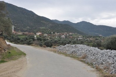 Başkan Alıcık, Beyerli Mahalle Sakinlerini Sevindirdi