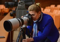 CHP'li Vekil Foto Muhabiri Oldu