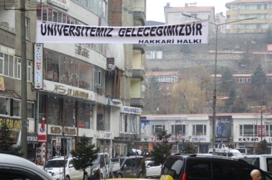 Hakkari'de Üniversitenin Taşınacağı İddialarına Tepki
