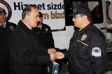 Nüfuz Kullanmaya Çalışan Sürücüye Prim Vermeyen Polislere Ödül