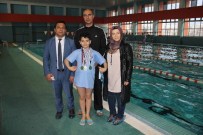 Anne Ve Otizmli Oğlunun Şampiyonluk Azmi