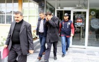 POLİS ARACI - Polis Aracının Camını Kırmaya Gözaltı