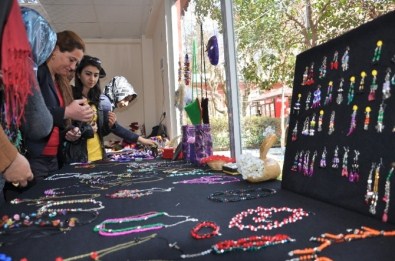 Siirt'teki Ezidi Kadınlar İçin Sergi Açıldı