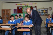 HASAN KÜRKLÜ - Vali Kürklü'den Okul Ziyareti