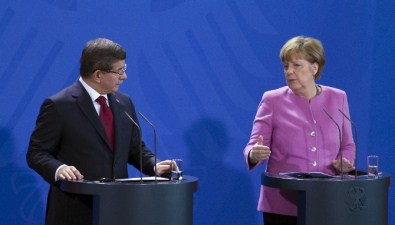 AB-Türkiye Zirvesi Öncesinde Görüştüler