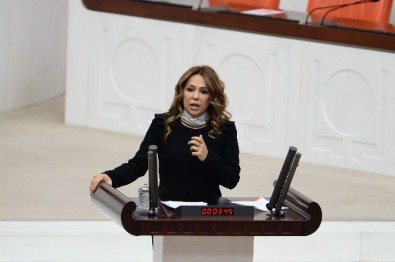 AK Partili Enç Açıklaması Kadınların Çığlığını Duyuyoruz