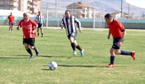 KOCAÖZ - Aksaray Veteranlar, Niğde Veteranları 2-1 Mağlup Etti