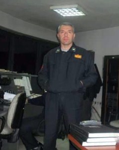 Yangına Müdahale Eden İtfaiye Eri Hayatını Kaybetti