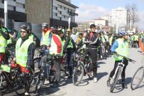 BİSİKLET YARIŞI - Yaşilay Haftası'nda Sağlıklı Yaşam İçin Pedal Çevirdiler