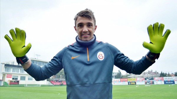 Galatasaray'da Muslera şoku