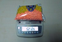 Evde Gizledikleri Uyuşturuculara Polis El Koydu